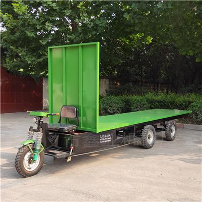 電動平板車的出現(xiàn)大大提高了人們的工作效率